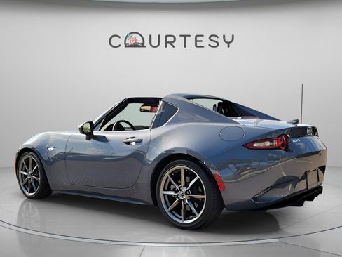 Used 2020 MAZDA MX-5 Miata RF Grand Touring image 3
