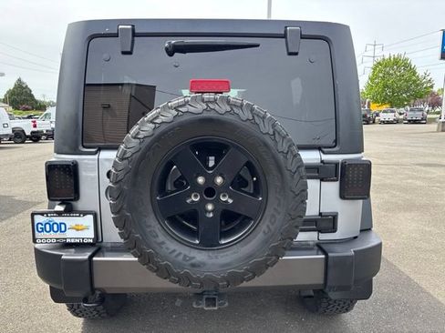 Used 2016 Jeep Wrangler Unlimited Sport AWD/4WD image 4