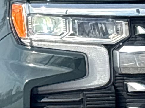 Used 2025 Chevrolet Silverado 1500 LTZ w/ Z71 Off-Road Package image 22