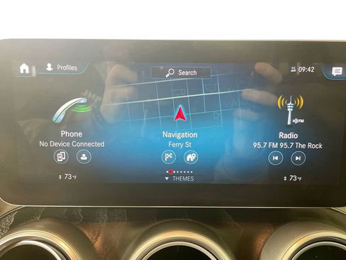 Used 2020 Mercedes-Benz GLC 300 4MATIC image 16