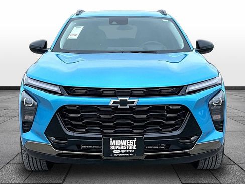 Used 2025 Chevrolet Trax ACTIV w/ Driver Confidence Package image 3