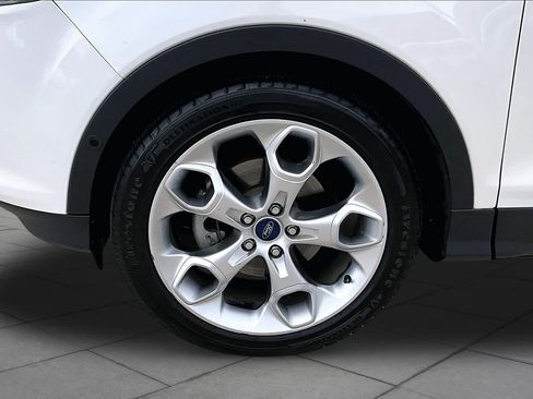 Used 2014 Ford Escape Titanium w/ Equipment Group 401A FWD image 11