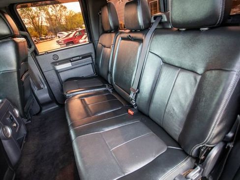 Used 2016 Ford F250 Lariat w/ Lariat Ultimate Package AWD/4WD image 25