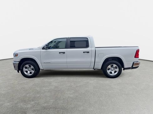 New 2026 RAM 1500 4x4 Crew Cab image 8