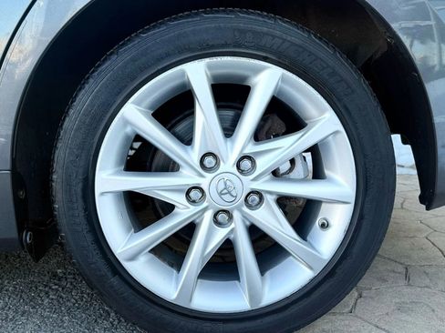 Used 2013 Toyota Prius V Five image 47