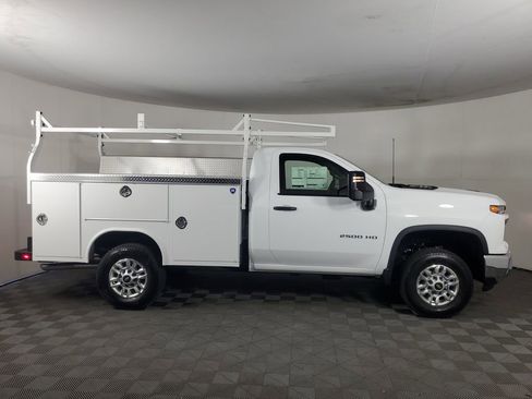 New 2026 Chevrolet Silverado 2500 W/T RWD image 2