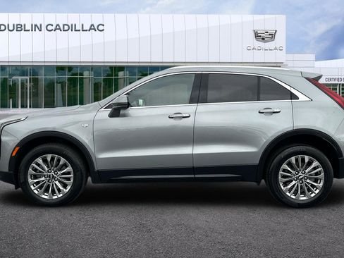 Used 2024 Cadillac XT4 Premium Luxury image 7