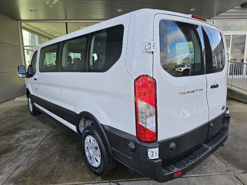 Used 2024 Ford Transit 350 XLT image 3