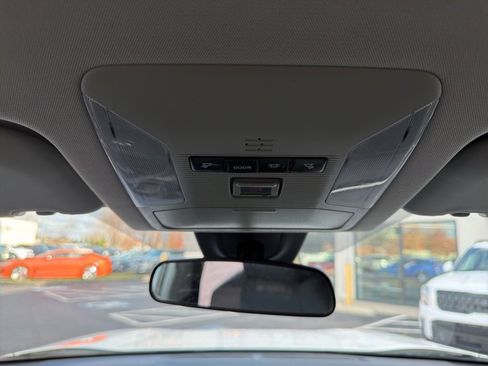 Used 2021 Toyota RAV4 LE image 26