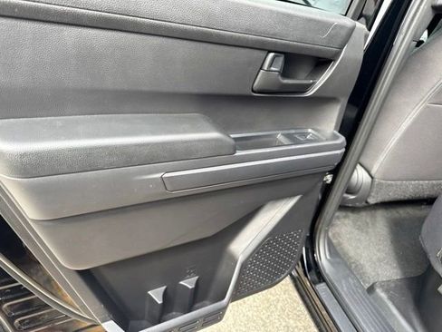 Used 2025 Toyota Tacoma SR5 RWD image 26