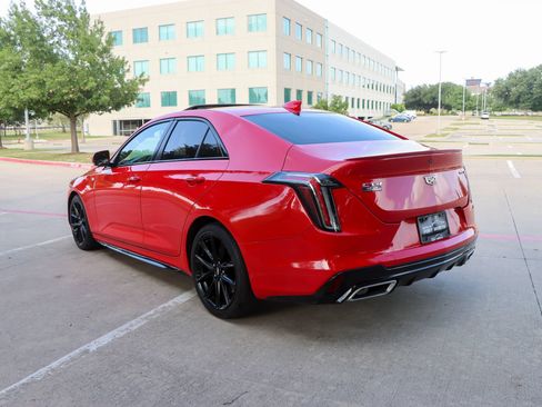 Used 2021 Cadillac CT4 Sport RWD image 5