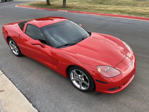 Used 2008 Chevrolet Corvette Coupe w/ Preferred Equipment Group image 7