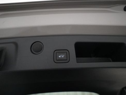 Used 2026 GMC Terrain Elevation w/ Elevation Premium Package AWD/4WD image 15