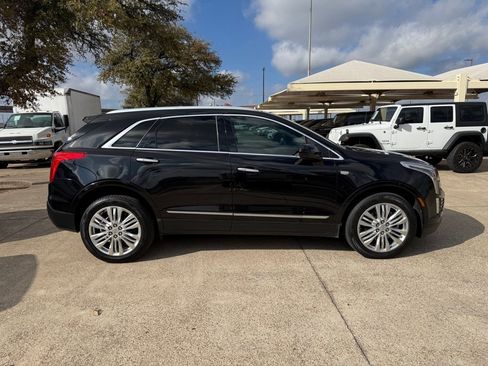 Used 2018 Cadillac XT5 Premium Luxury image 8