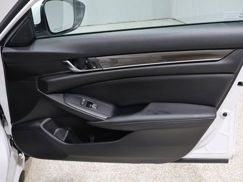 Used 2019 Honda Accord Sport image 23