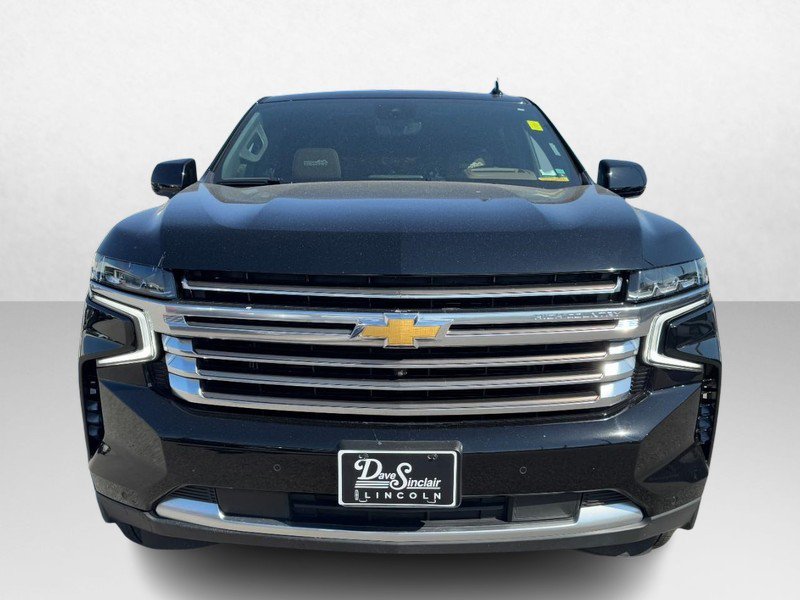 Used 2024 Chevrolet Tahoe High Country w/ Premium Package 2 AWD/4WD image 2