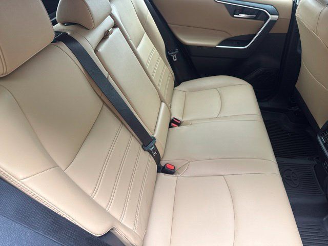 Used 2024 Toyota RAV4 XLE Premium FWD image 18