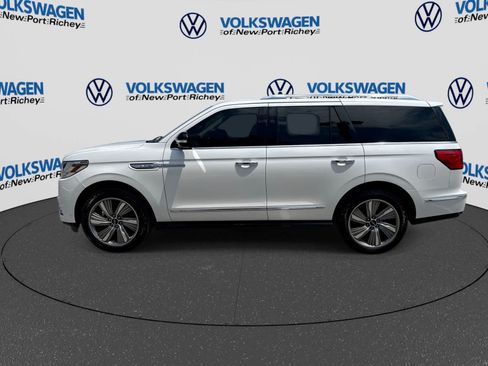 Used 2018 Lincoln Navigator Reserve w/ Technology Package AWD/4WD image 11