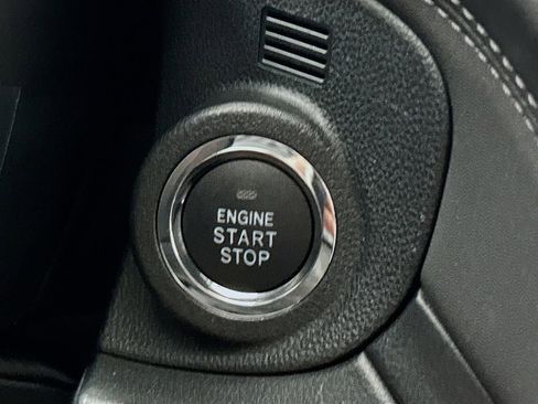 Certified 2025 Subaru Outback Premium w/ Popular Package #1A image 19