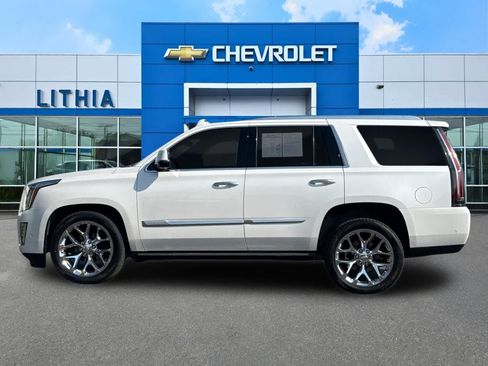 Used 2020 Cadillac Escalade Premium Luxury AWD/4WD image 5