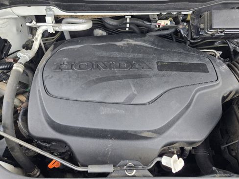 Used 2021 Honda Pilot Touring image 29