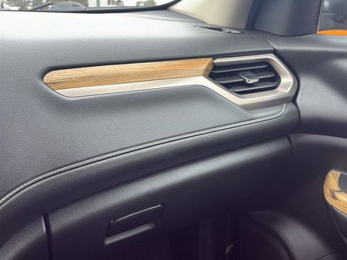 Used 2018 GMC Acadia Denali w/ Technology Package image 23