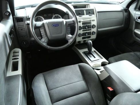 Used 2009 Ford Escape XLT FWD image 4