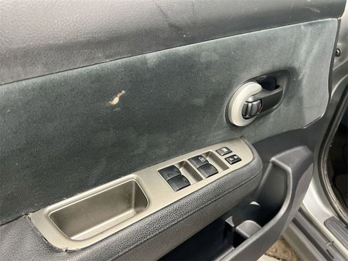 Used 2010 Nissan Versa 1.8 S w/ PWR Plus Pkg image 19