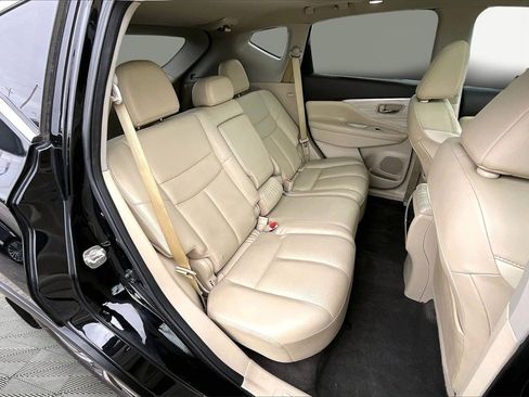 Used 2018 Nissan Murano Platinum w/ Cargo Package image 27