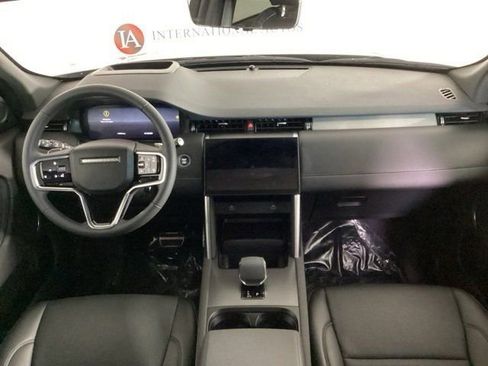 Used 2024 Land Rover Discovery Sport Dynamic SE AWD/4WD image 5