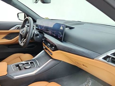 Used 2025 BMW M440i image 26