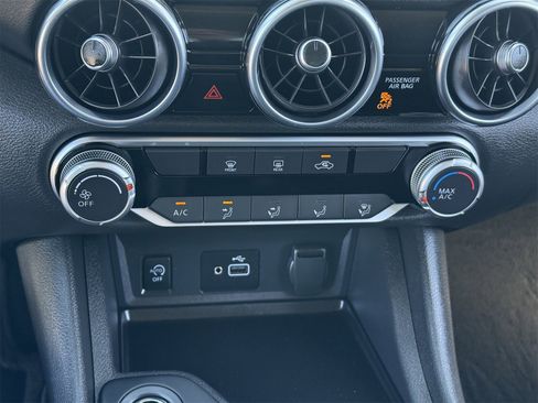 Certified 2025 Nissan Sentra S image 29