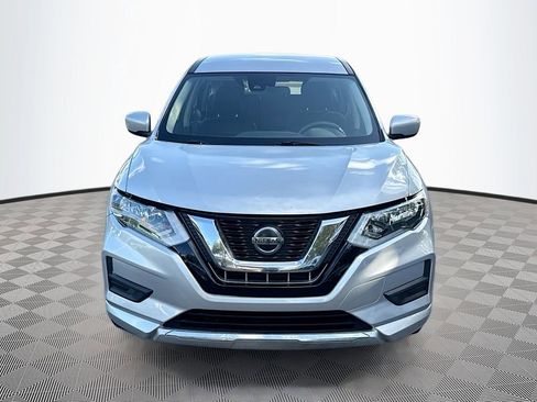 Used 2020 Nissan Rogue S image 2