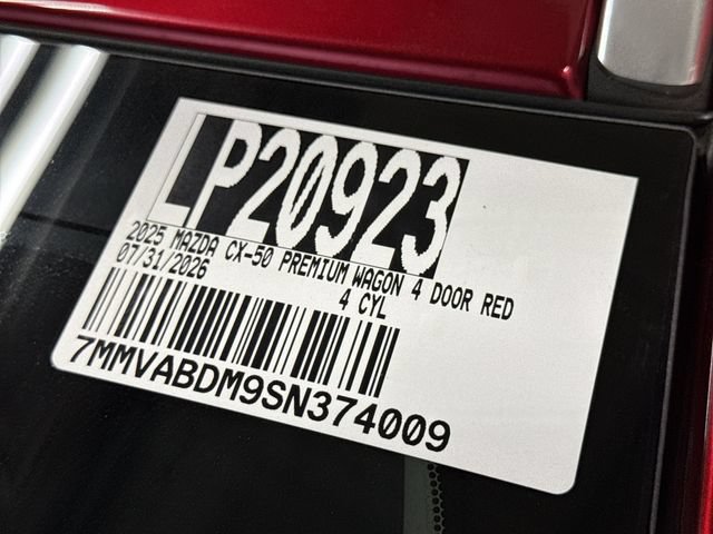Used 2025 MAZDA CX-50 AWD 2.5 S w/ Premium Package image 31
