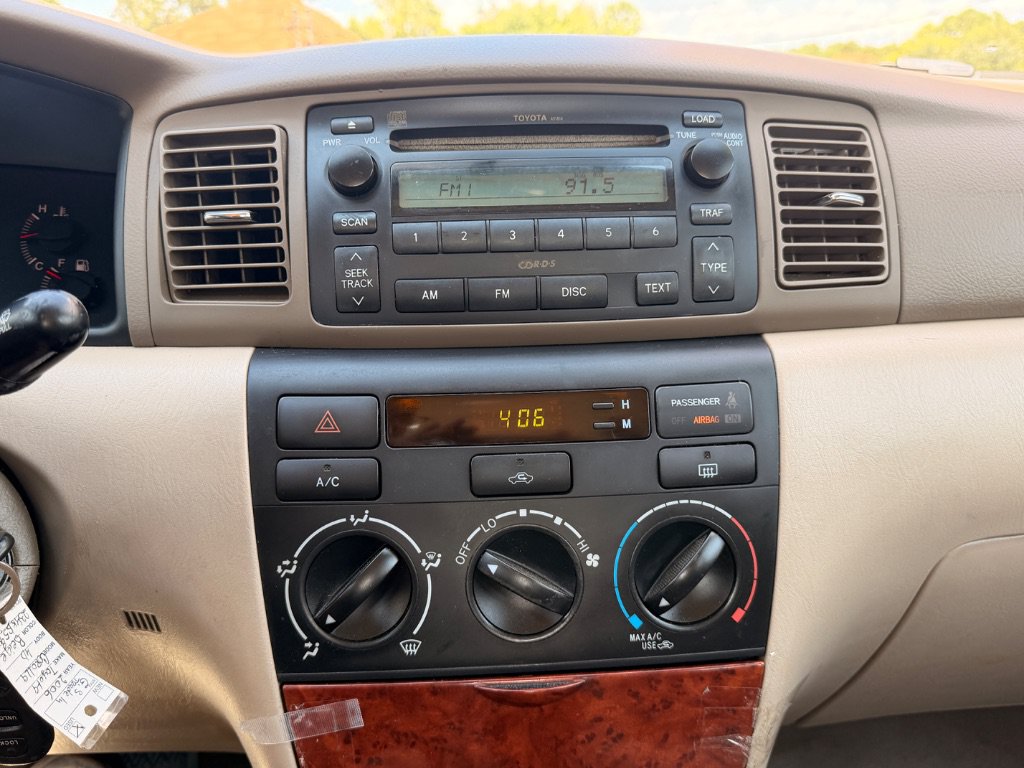 Used 2006 Toyota Corolla LE FWD image 7