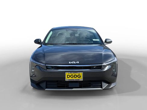 New 2026 Kia K4 EX image 8