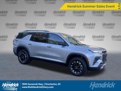 Used 2025 Chevrolet Traverse Z71 w/ Enhanced Driving Package
