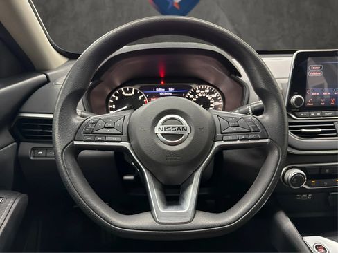 Used 2020 Nissan Altima 2.5 S FWD image 30