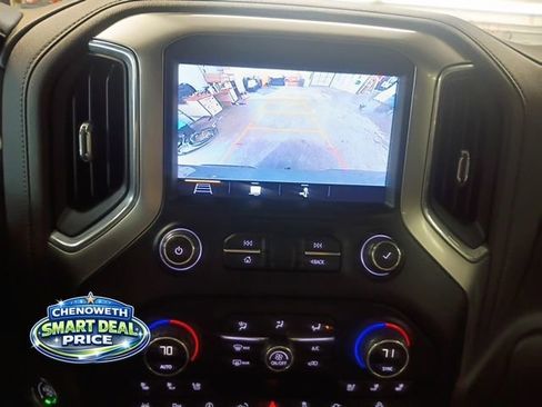 Used 2019 Chevrolet Silverado 1500 LTZ w/ LTZ Premium Package AWD/4WD image 13