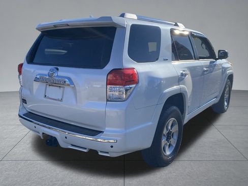 Used 2012 Toyota 4Runner SR5 image 13