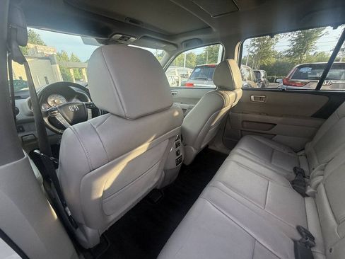 Used 2013 Honda Pilot Touring image 13