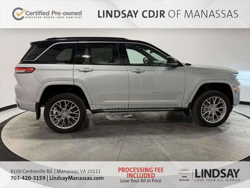 Certified 2024 Jeep Grand Cherokee Summit w/ Luxury Tech Group V AWD/4WD image 9