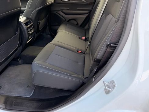 Used 2025 Jeep Grand Cherokee Laredo X w/ Luxury Tech Group I AWD/4WD image 14