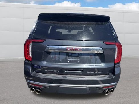 Used 2021 GMC Yukon Denali w/ Denali Premium Package AWD/4WD image 4