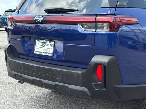 Certified 2026 Subaru Outback Touring AWD/4WD image 5