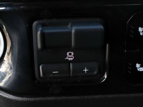 Used 2024 Chevrolet Silverado 2500 LT w/ Convenience Package AWD/4WD image 38