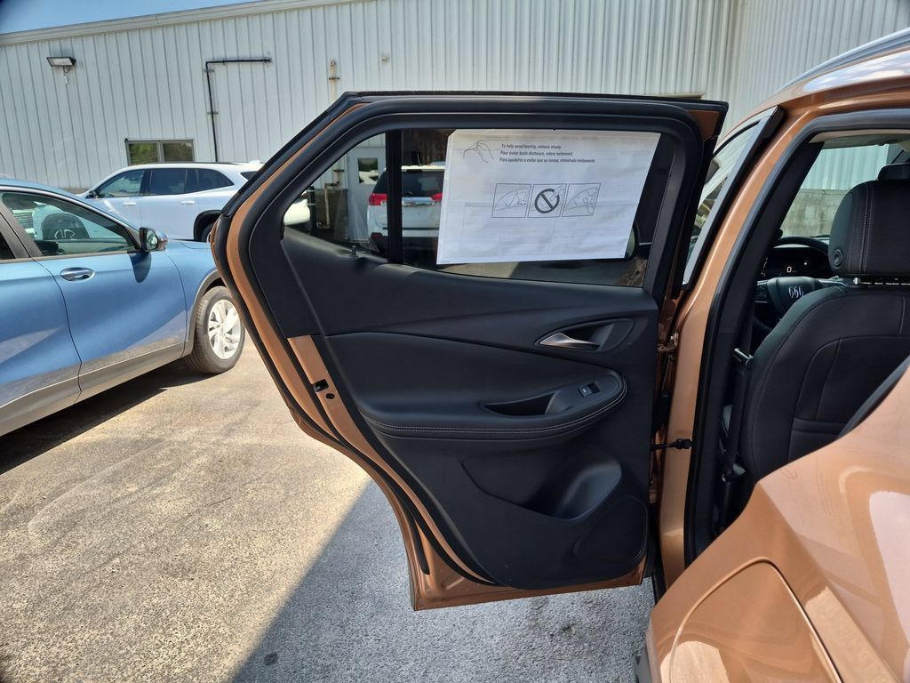 New 2026 Buick Encore GX Preferred w/ Comfort Package AWD/4WD image 29