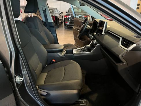 Used 2025 Toyota RAV4 LE image 36