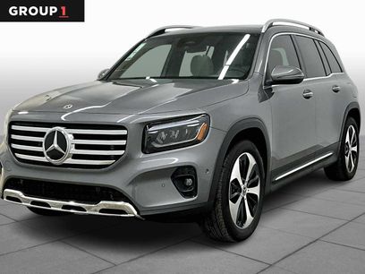 New 2025 Mercedes-Benz GLB 250