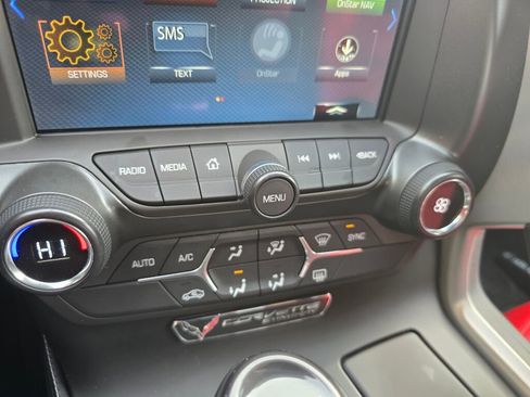 Used 2019 Chevrolet Corvette Stingray Coupe w/ Battery Protection Package image 36